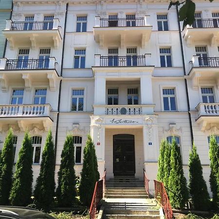 Rezidence Beethoven Apartment Karlovy Vary Bagian luar foto