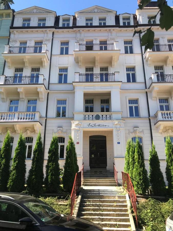 Rezidence Beethoven Apartment Karlovy Vary Bagian luar foto